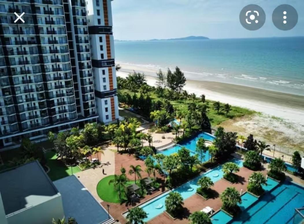 Timurbay Seafront Residences By Nature Home Kuantan Exterior photo